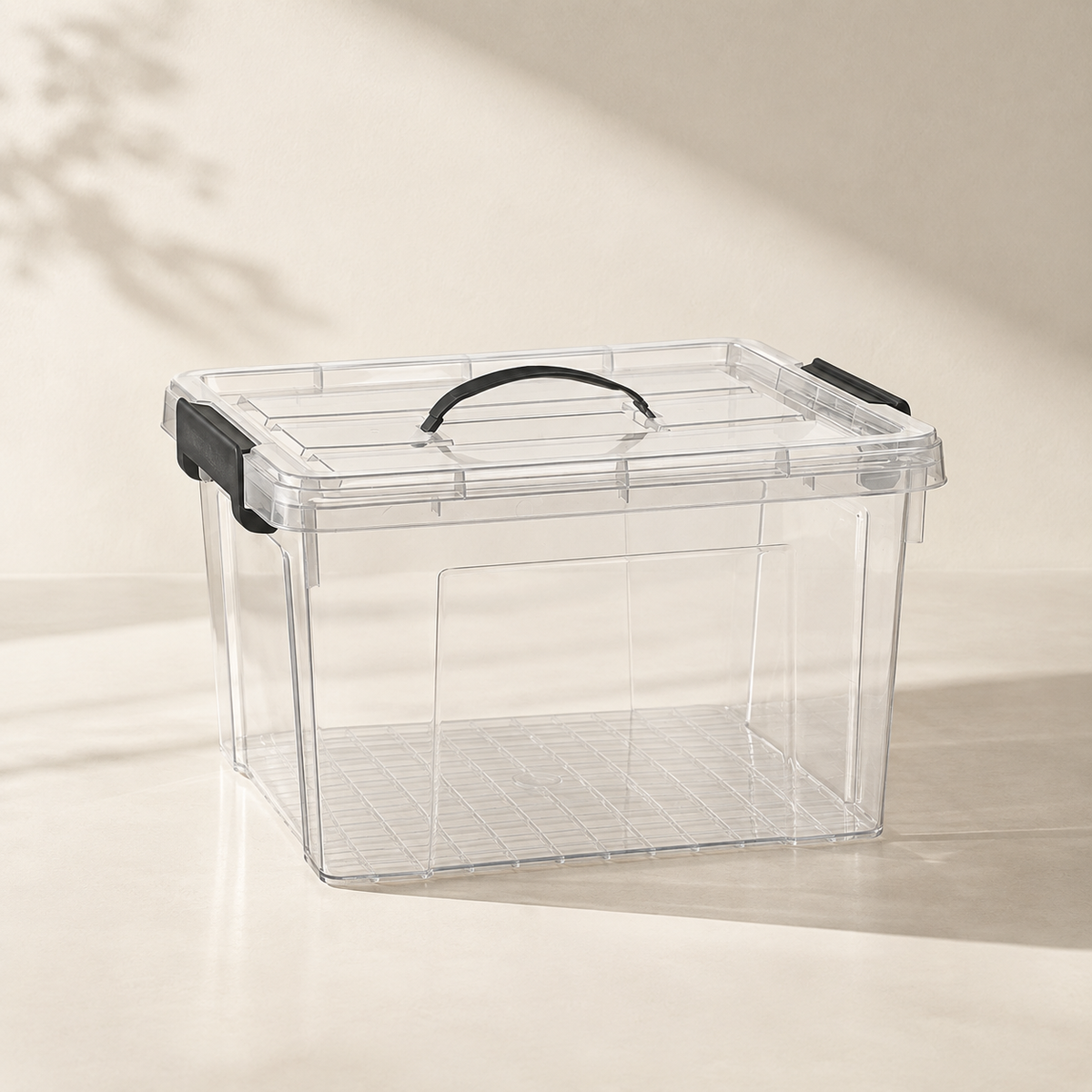 Caja de Almacenaje 24L Plastic Forte con Tapa y Asa