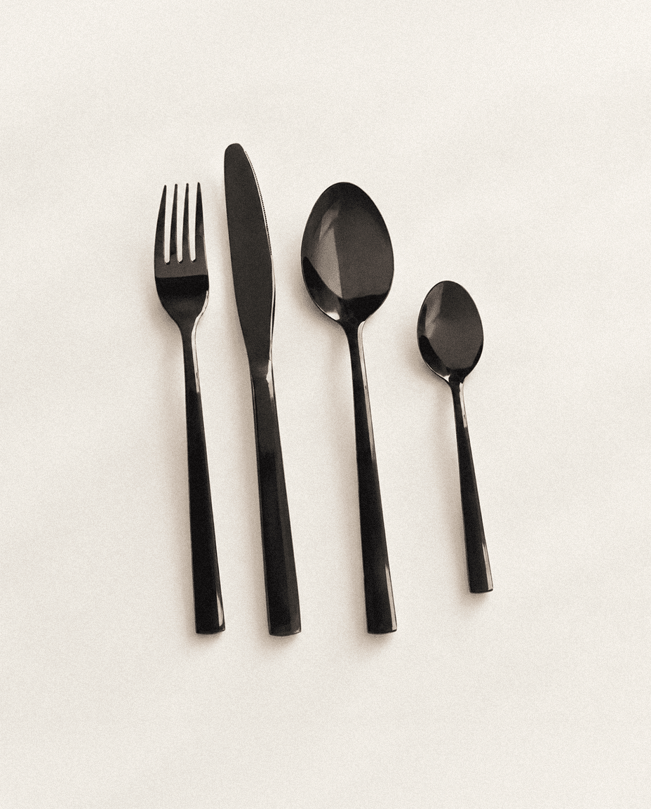 Set de cubiertos negros de acero inoxidable Cubiertos cocina - Sweet Home