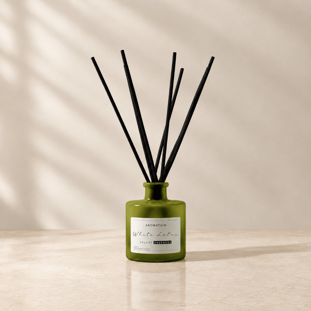 Ambientador Mikado White Lotus 100 ml | Pera, Flor de Loto y Vainilla Difusores de junco ambientador - Sweet Home
