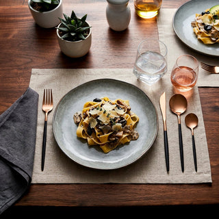 Set de Cubiertos Kinvara (8 Piezas) - Acero Inoxidable, Dorado y Negro - Sweet Home