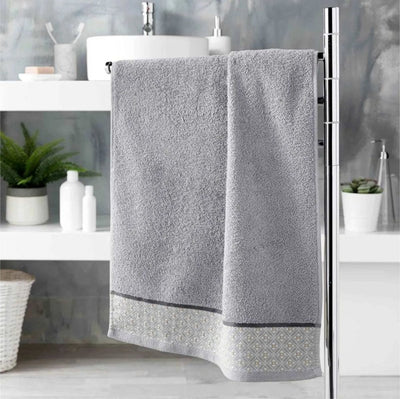 Toalla Baño 90 x 150 cm Felpa Lisa Jacquard - Sweet Home